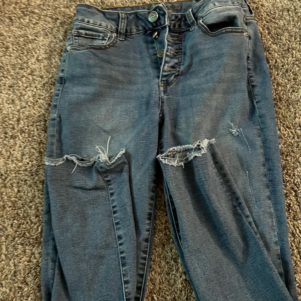 Stylish Blue Distressed Women Jeans